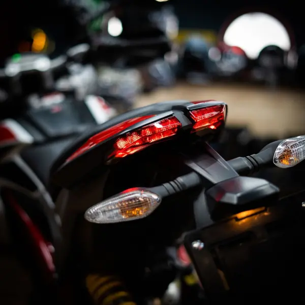 Ducati Hypermotard SP - 2022 - Image 9